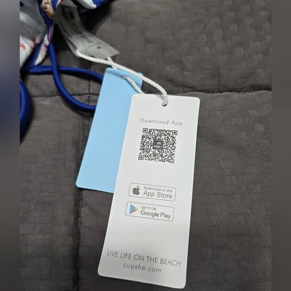 NWT Cupshe Blue Floral Strappy One Piece Swimsuit Women's Size Medium - Picture 7 of 10